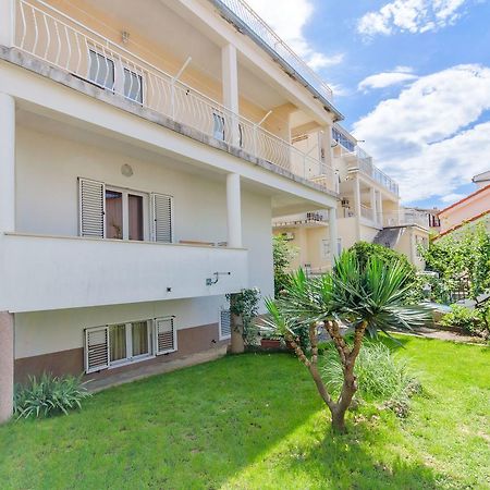 Apartments Mateo Baška Voda エクステリア 写真