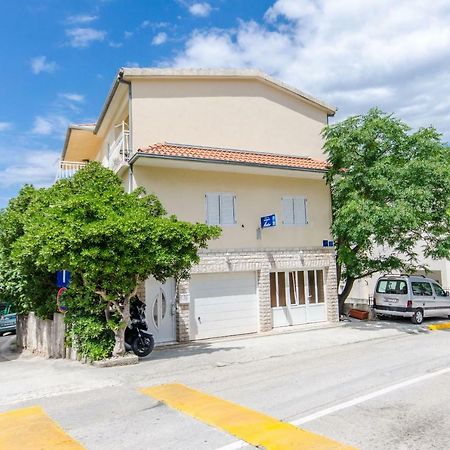 Apartments Mateo Baška Voda エクステリア 写真
