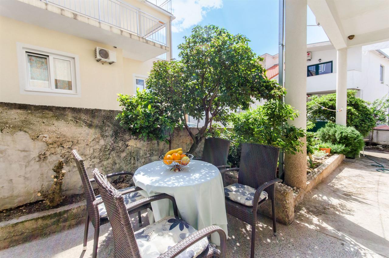 Apartments Mateo Baška Voda エクステリア 写真