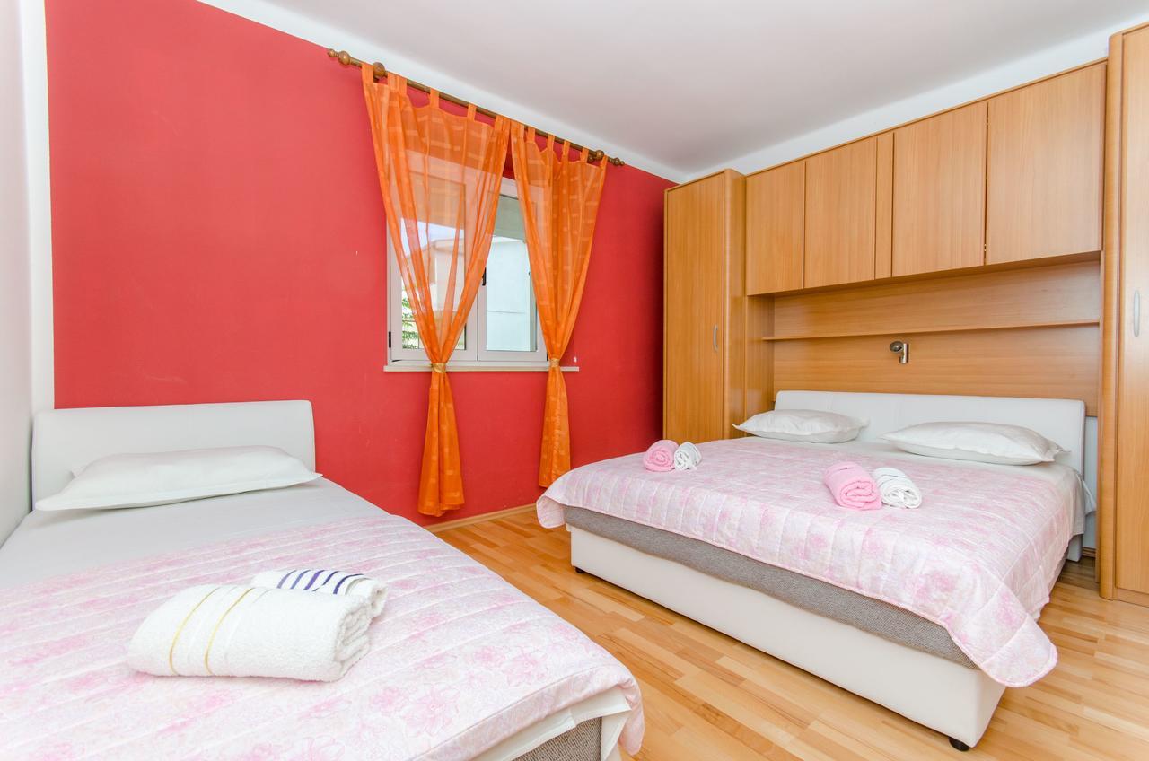 Apartments Mateo Baška Voda エクステリア 写真