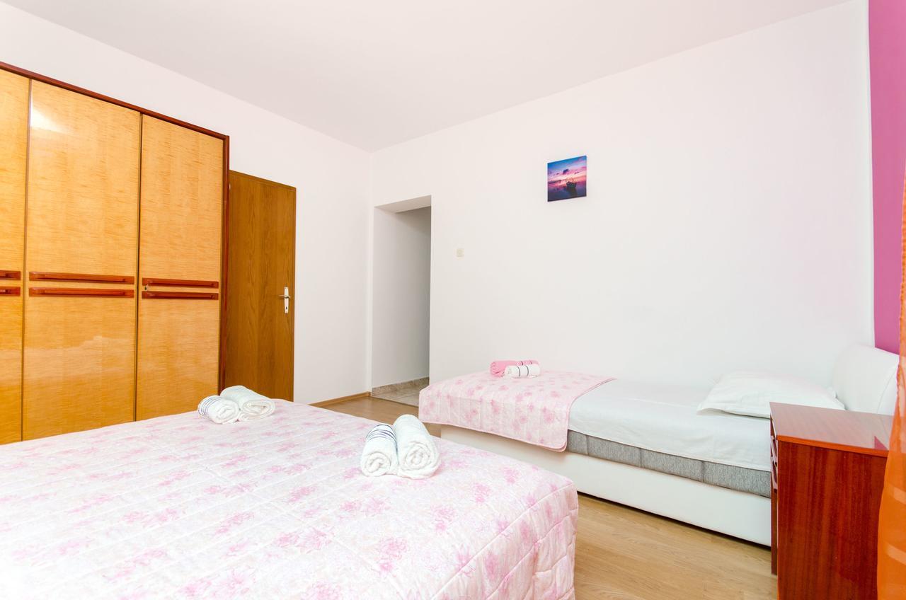 Apartments Mateo Baška Voda エクステリア 写真