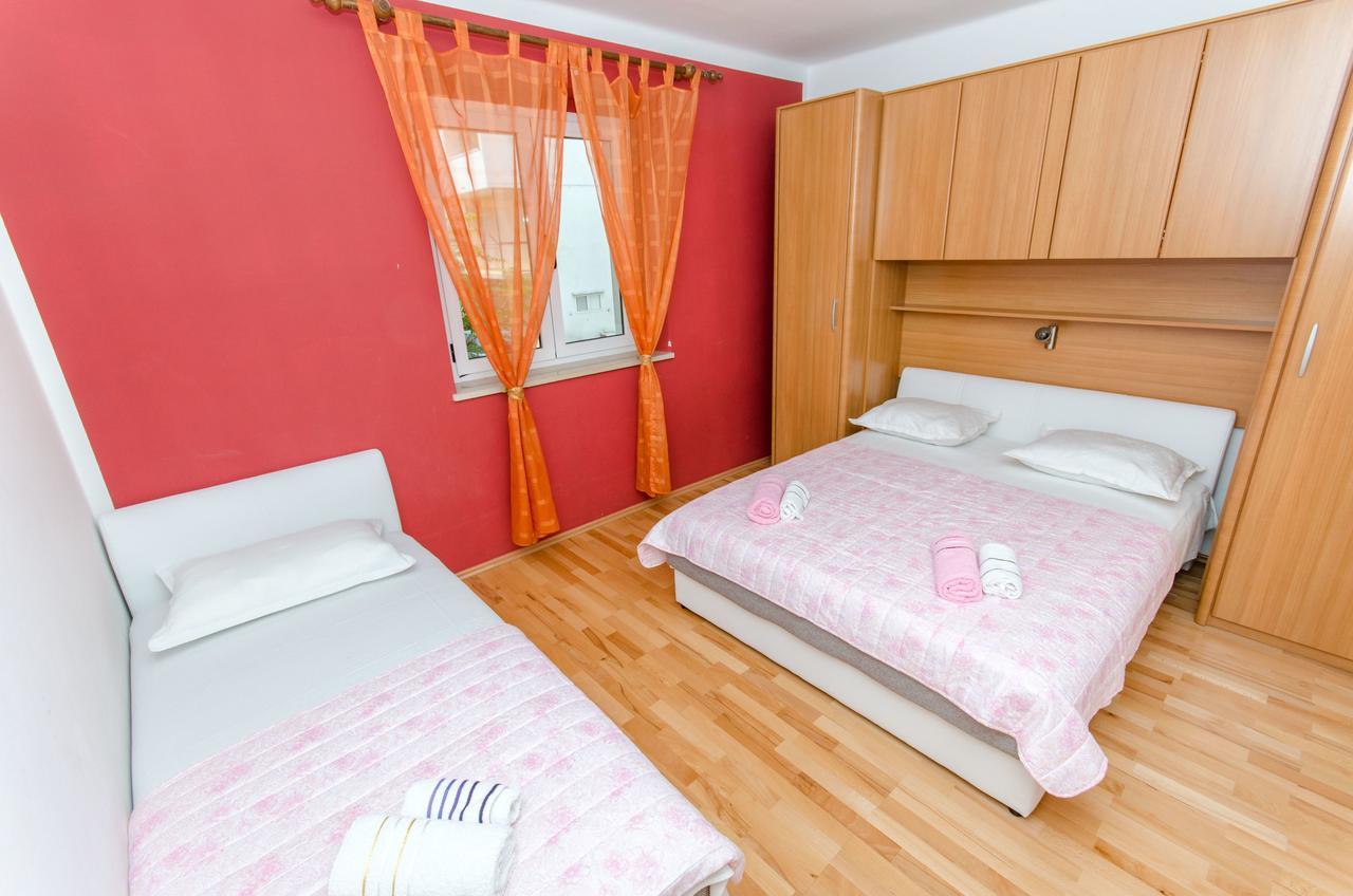 Apartments Mateo Baška Voda エクステリア 写真